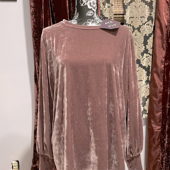 Ava & Viv Tops - Ava & Viv Women's Plus Size Mauve Crewneck Velour Pulllover NWT